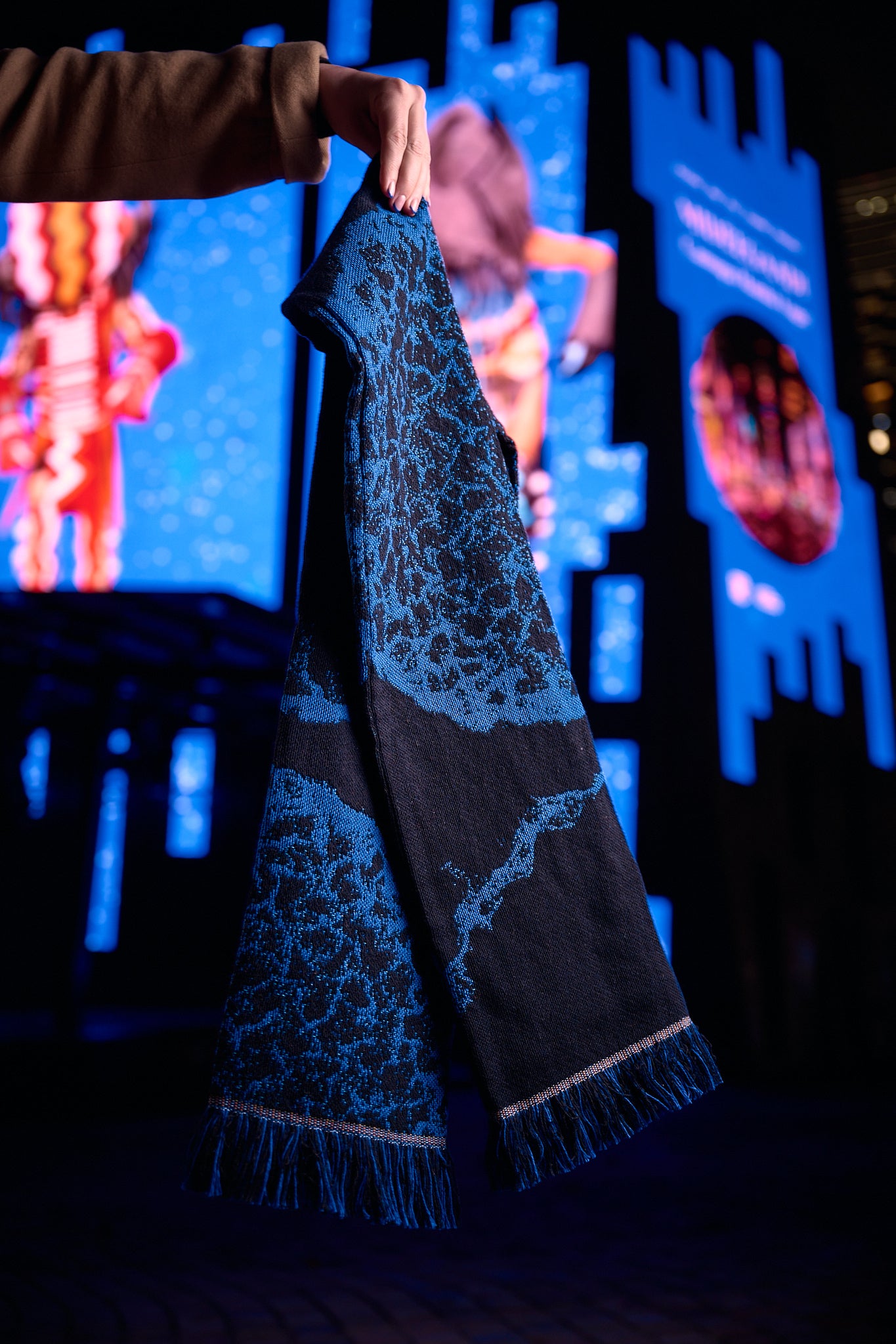RISING: Woven Scarf